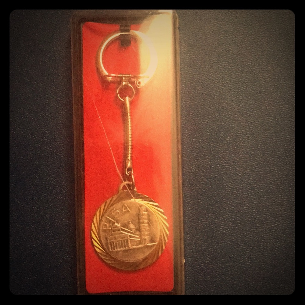 Vintage Pisa keychain